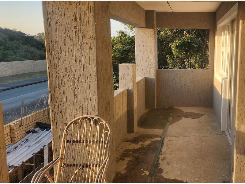 House For Sale in Beacon Bay, East London - Photo 5