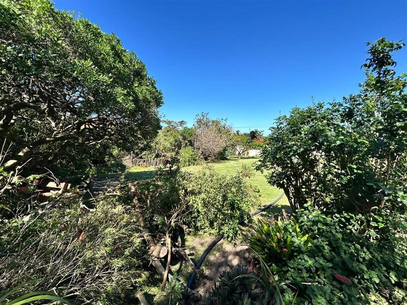 Prime Vacant Erf for Sale in Sunrise-on-Sea - Cleared, fenced and ready for your dream home!!!! - Photo 2