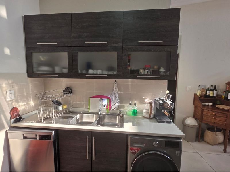 Reduced price, Unit for sale in Everley - Photo 2