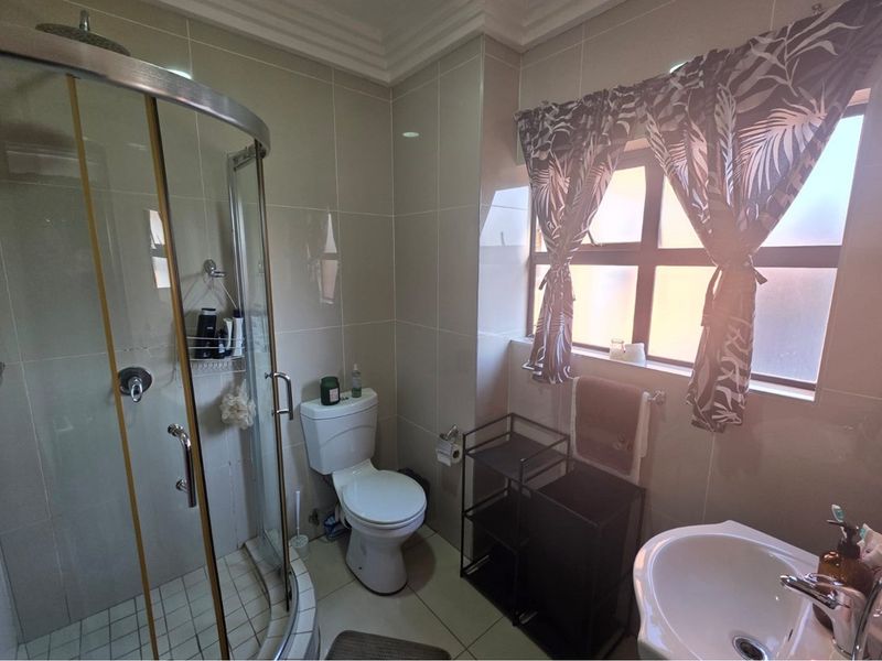 Reduced price, Unit for sale in Everley - Photo 3