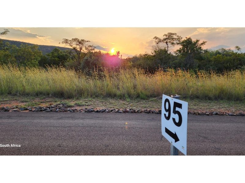 Zwartkloof Game Reserve - DAM View -  Full Title - Interest Free Loans for 4 years - Photo 10