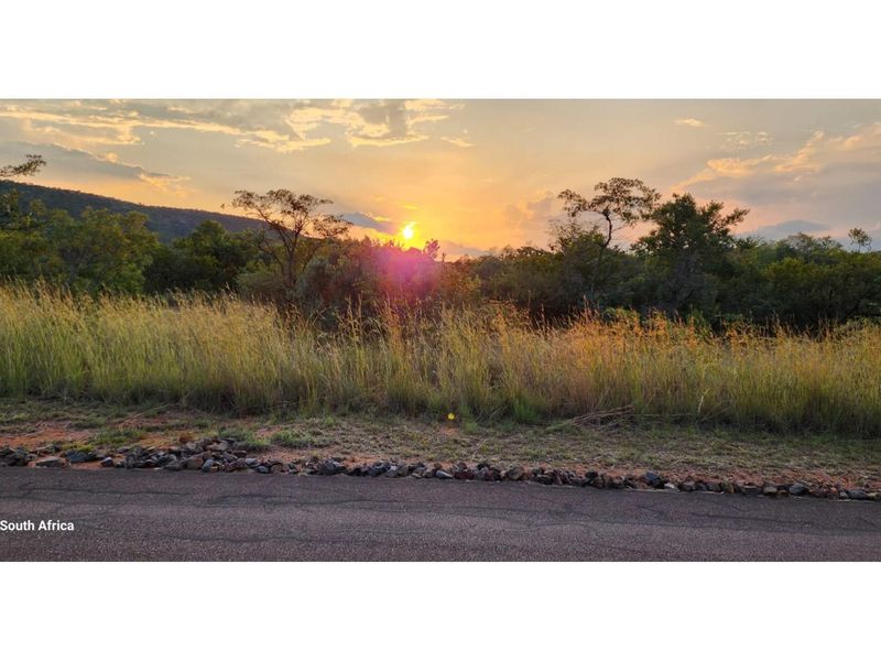 Zwartkloof Game Reserve - DAM View -  Full Title - Interest Free Loans for 4 years - Photo 2