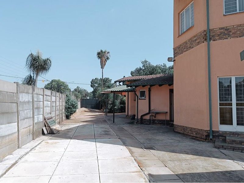 Really is a home for the family - Photo 6