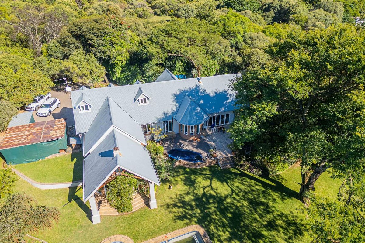 Four Hectre Small Holding With Gorgeous Modern Farm House - Photo 5