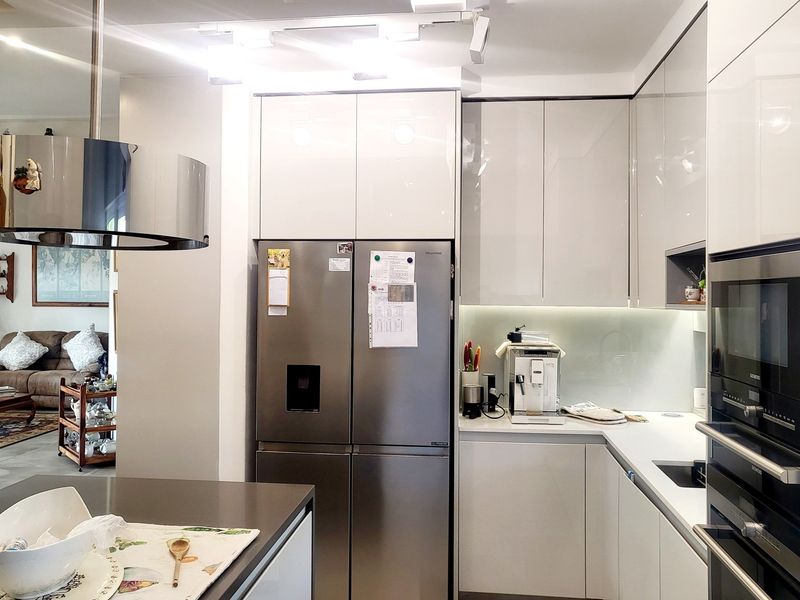 Contemporary Comfort Meets Effortless Luxury in a Secure Estate - Photo 4