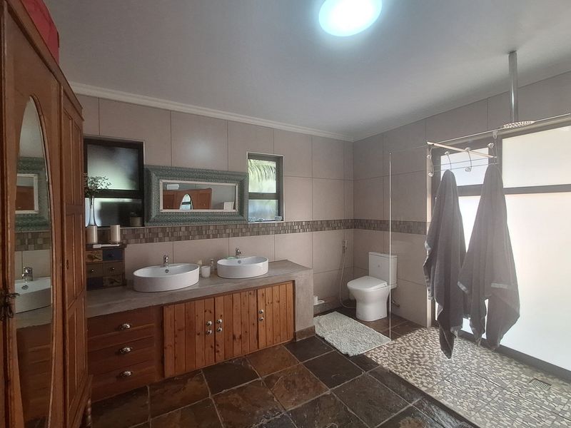 Rustic Charm Meets Modern Flexibility - Kranspoort Vakansiedorp - Photo 7