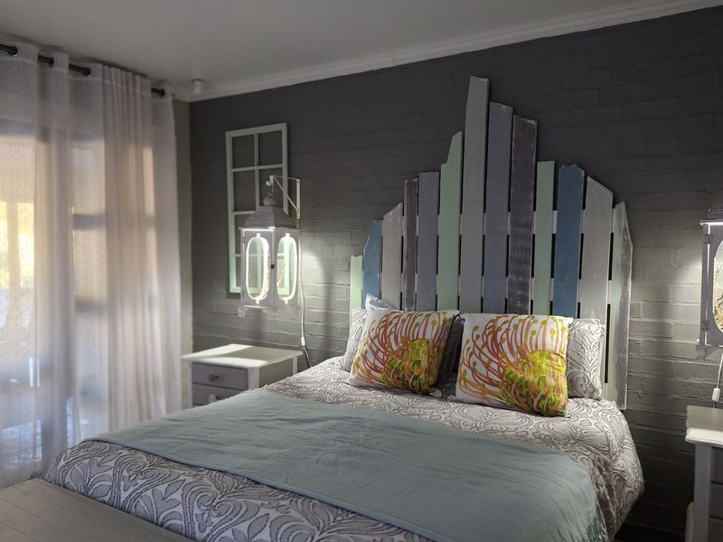 Rustic Charm Meets Modern Flexibility - Kranspoort Vakansiedorp - Photo 6