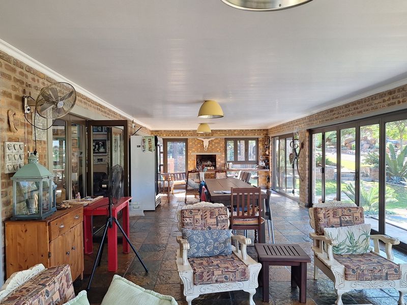 Rustic Charm Meets Modern Flexibility - Kranspoort Vakansiedorp - Photo 2