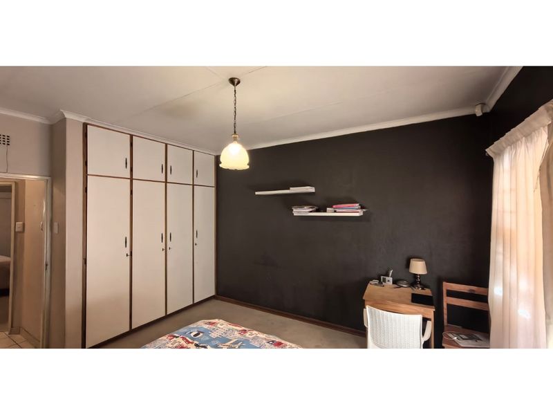 Discover Your Peaceful Retreat Close to Town! - Photo 9