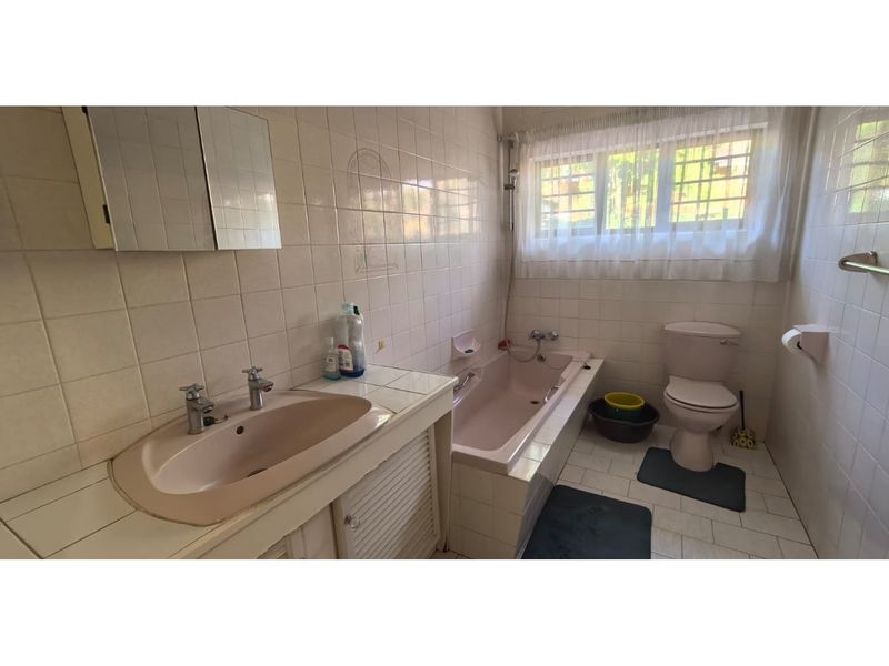 Discover Your Peaceful Retreat Close to Town! - Photo 7