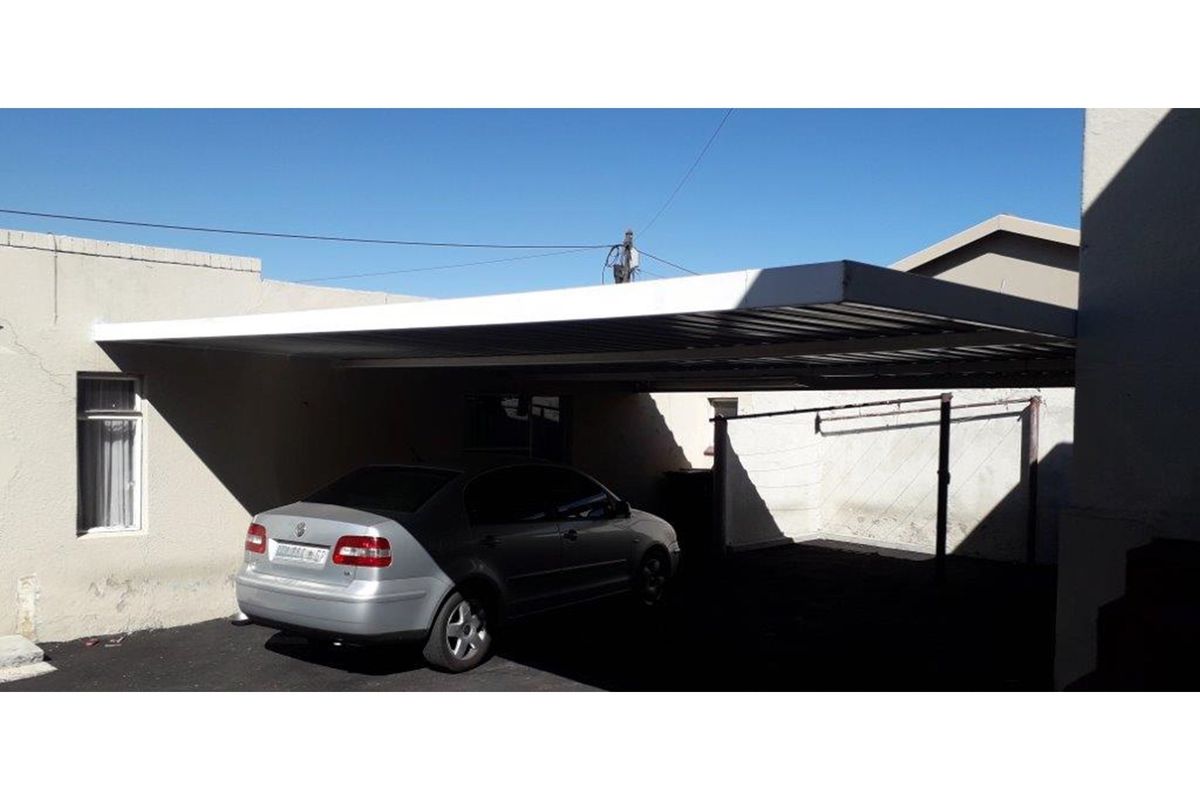 Newly Renovated 3-Bedroom Family Home with Flatlet in Prime Location - Photo 2