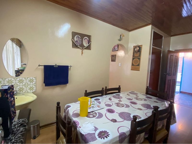 Spacious 3-Bedroom Home with Private Study Alarm System - Lennoxton - Photo 5