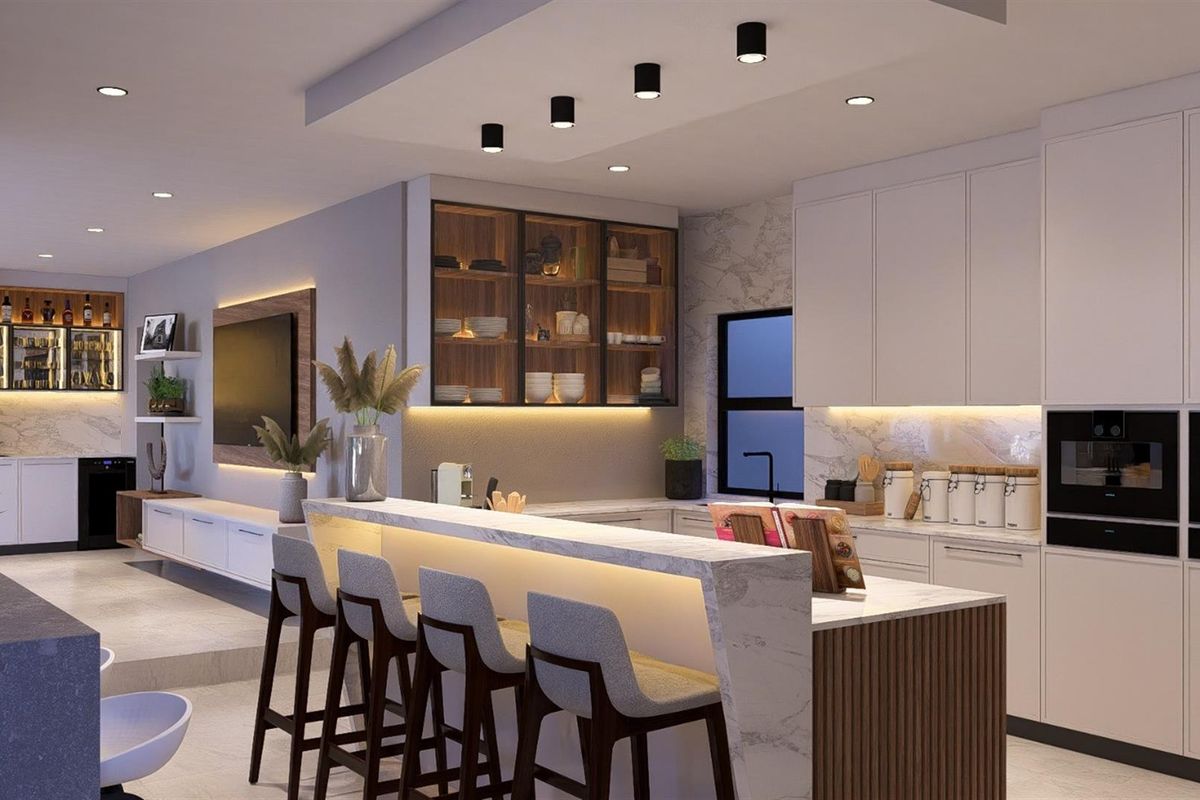 5 bedroom House in Midstream Heights - Photo 4