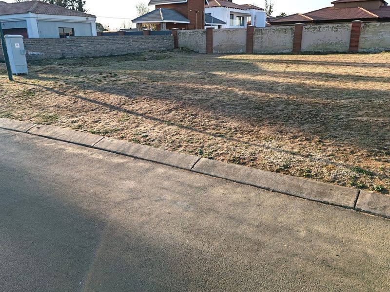 RISIVILLE * MEYERTON * R420 000.00 * BEAUTIFUL VACANT STAND FOR SALE IN A POPULAR COMPLEX - Photo 7
