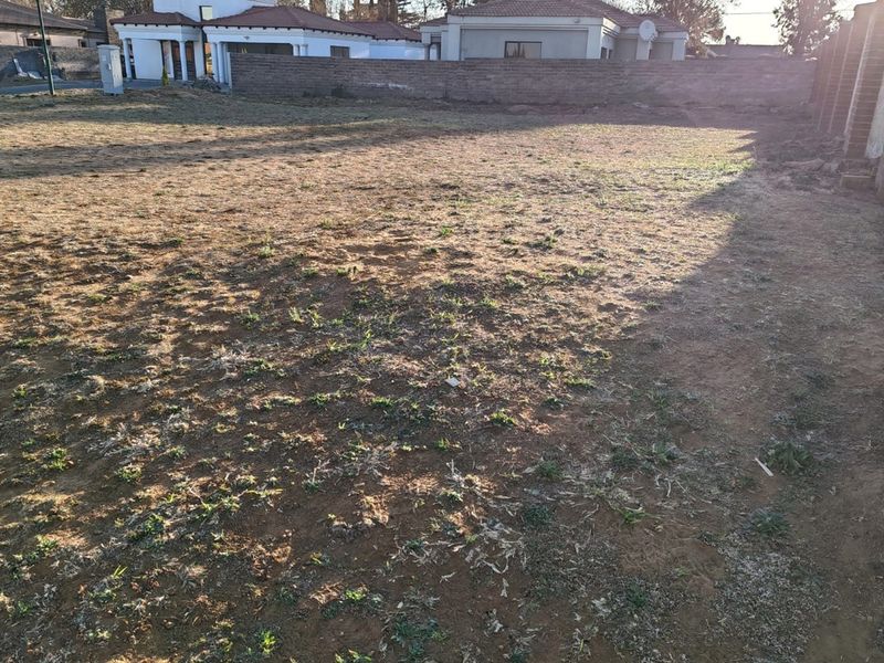 RISIVILLE * MEYERTON * R420 000.00 * BEAUTIFUL VACANT STAND FOR SALE IN A POPULAR COMPLEX - Photo 4