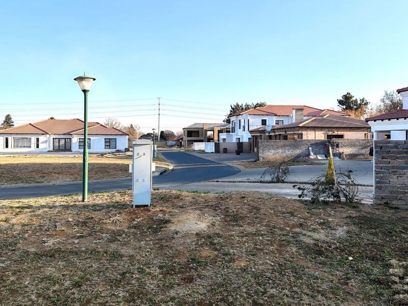 RISIVILLE * MEYERTON * R420 000.00 * BEAUTIFUL VACANT STAND FOR SALE IN A POPULAR COMPLEX - Photo 2