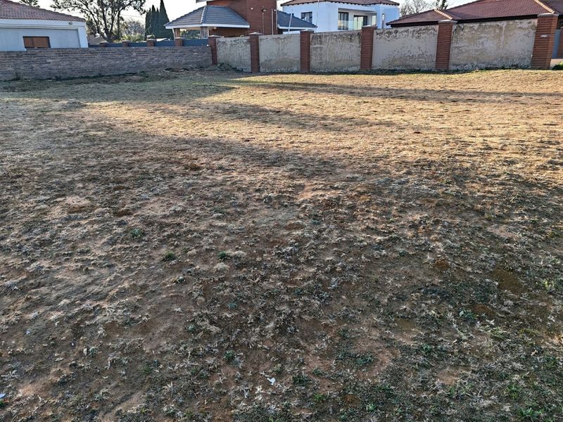 RISIVILLE * MEYERTON * R420 000.00 * BEAUTIFUL VACANT STAND FOR SALE IN A POPULAR COMPLEX - Photo 3