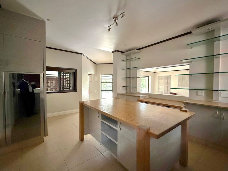 Stunning Golf Course Views - A Balinese Masterpiece in Dainfern Golf Estate - Photo 9