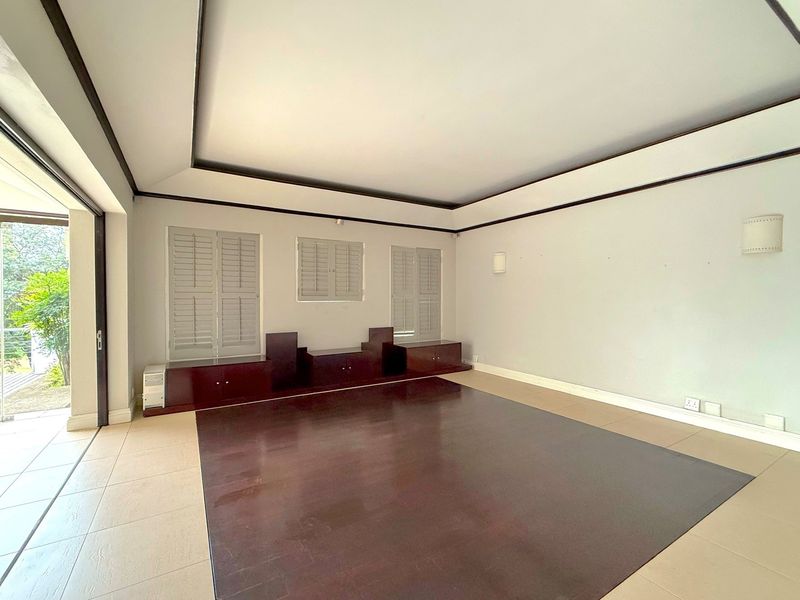 Stunning Golf Course Views - A Balinese Masterpiece in Dainfern Golf Estate - Photo 6