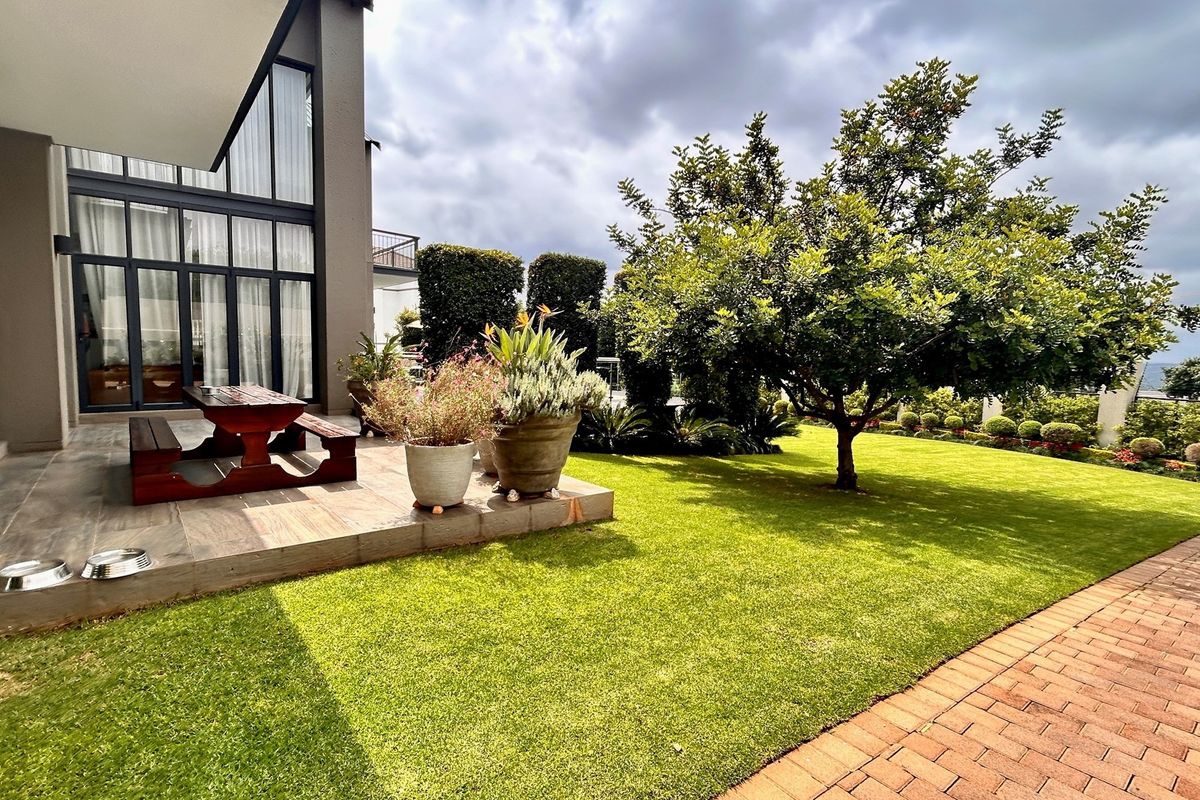 Sophisticated Living with Unmatched Views | Waterkloof Heights - Photo 3