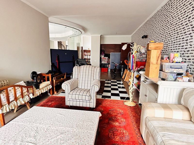 Sophisticated Living with Unmatched Views | Waterkloof Heights - Photo 8