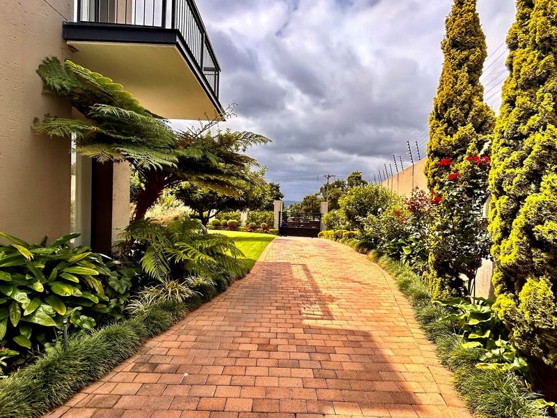 Sophisticated Living with Unmatched Views | Waterkloof Heights - Photo 4