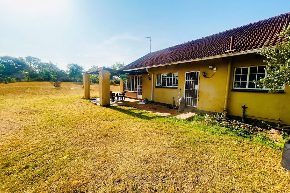 Peaceful Country living at its best - Photo 2