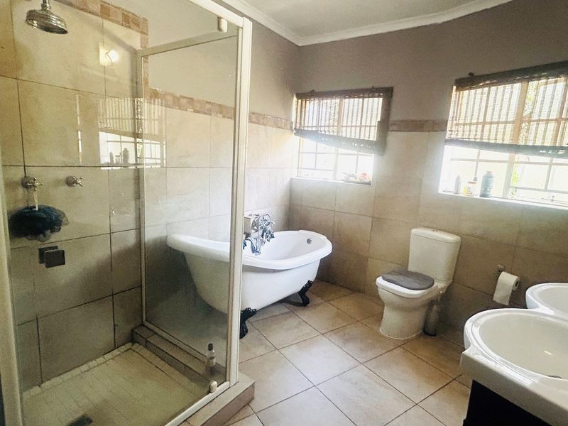 Peaceful Country living at its best - Photo 9