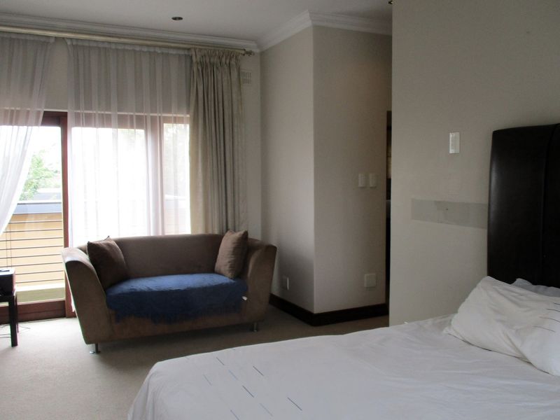 Spectacular Home in Serengeti Golf Estate - Photo 10