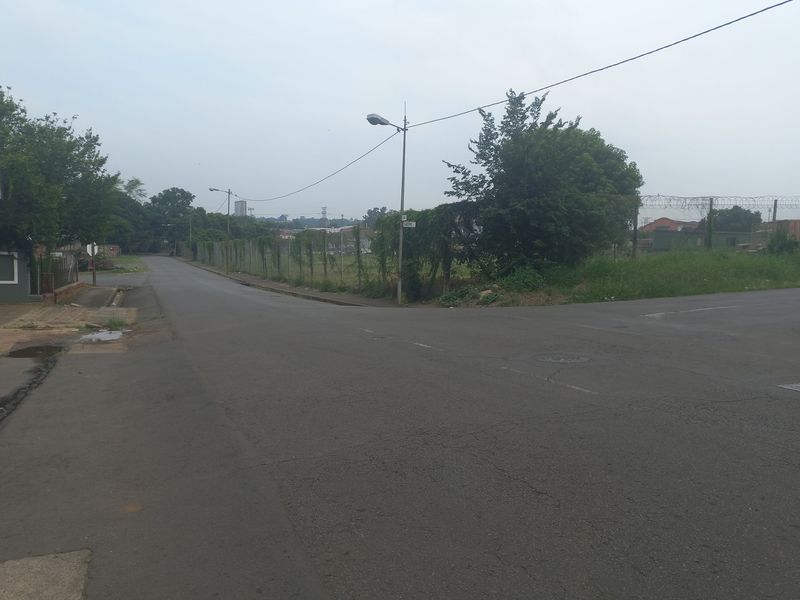 Central Double Storey Family Home - Photo 5