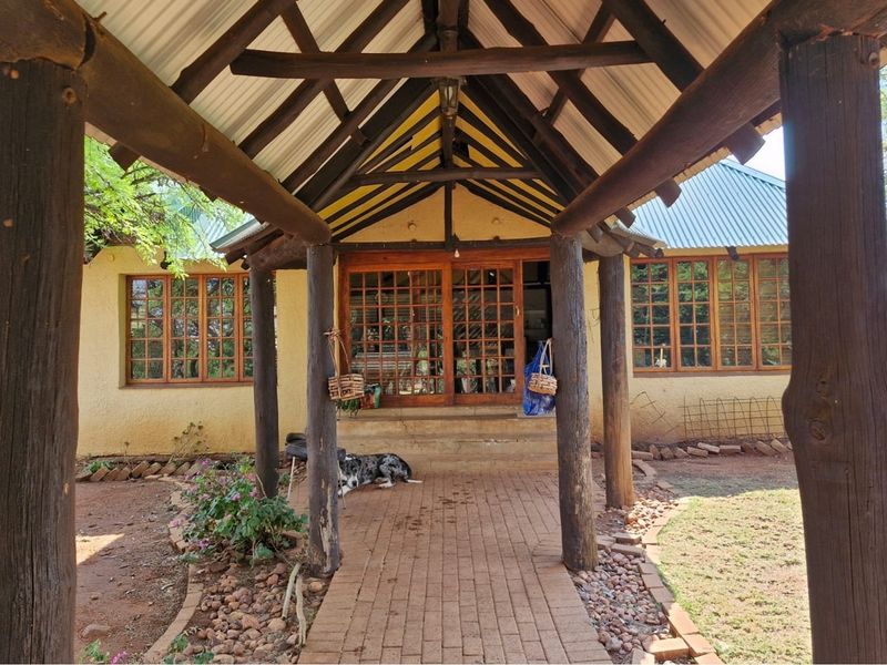 "Idyllic Land with Modern Home in Doringkruin" - Photo 3