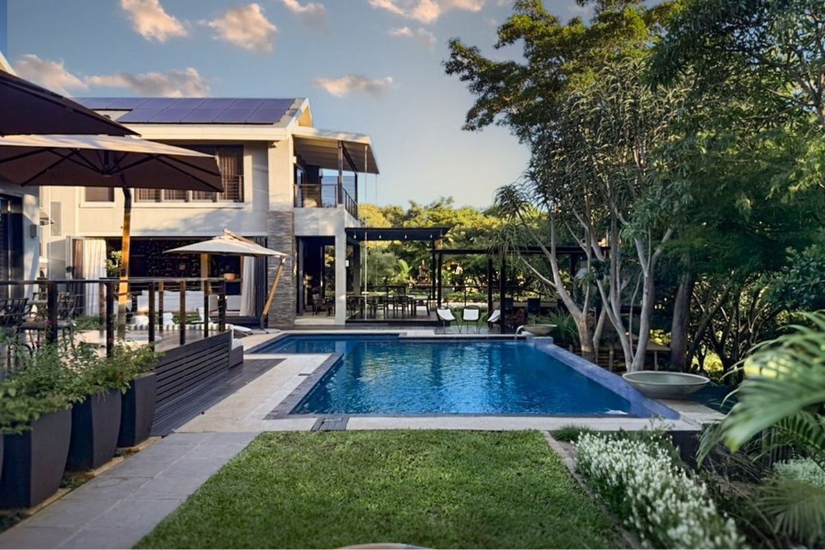 EXPANSIVE PRIVATE AND OPPULANT HOME IN SIMBITHI ECO ESTATE - Photo 3