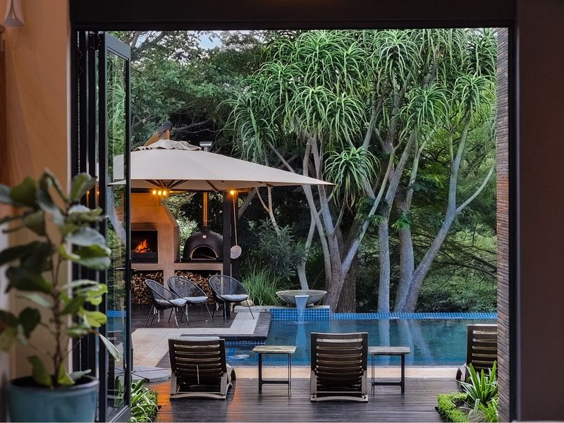 EXPANSIVE PRIVATE AND OPPULANT HOME IN SIMBITHI ECO ESTATE - Photo 9