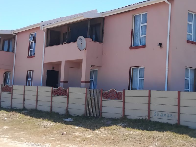 House For Sale in Strandfontein, Mitchells Plain - Photo 2