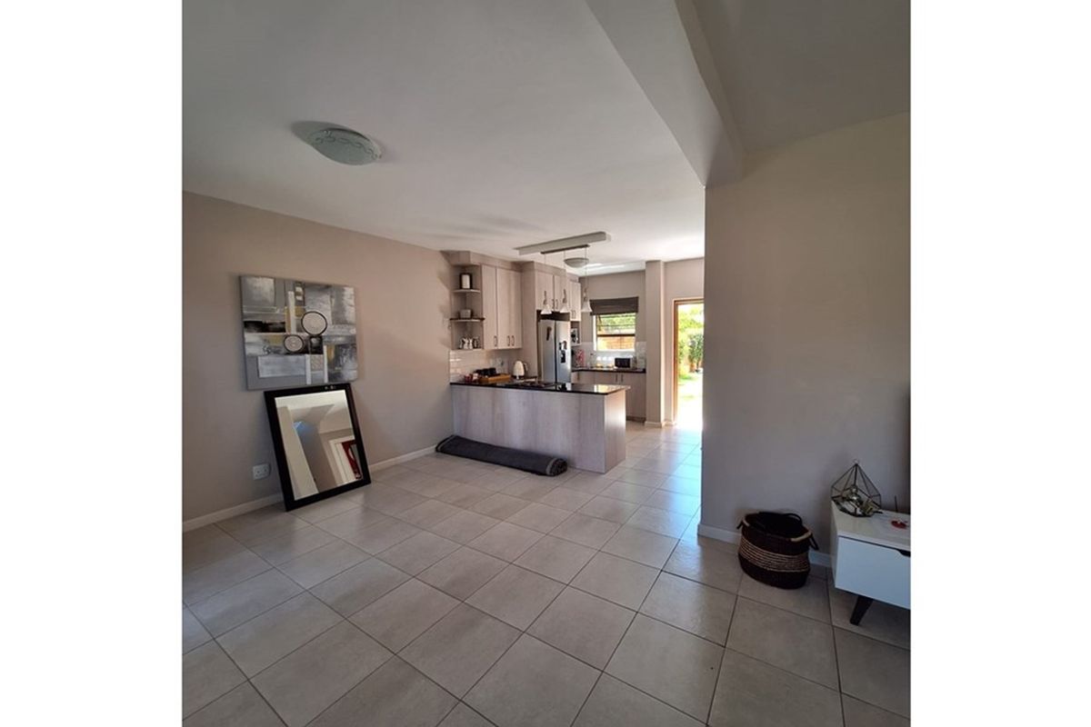 Stylish Duplex Units for Sale in Goffee Manor - Photo 2