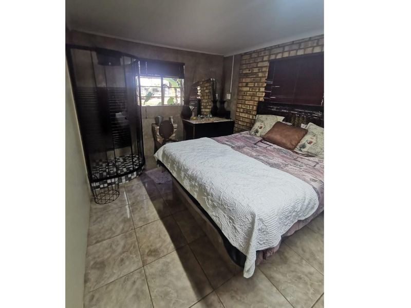 2 House Farm - Photo 5