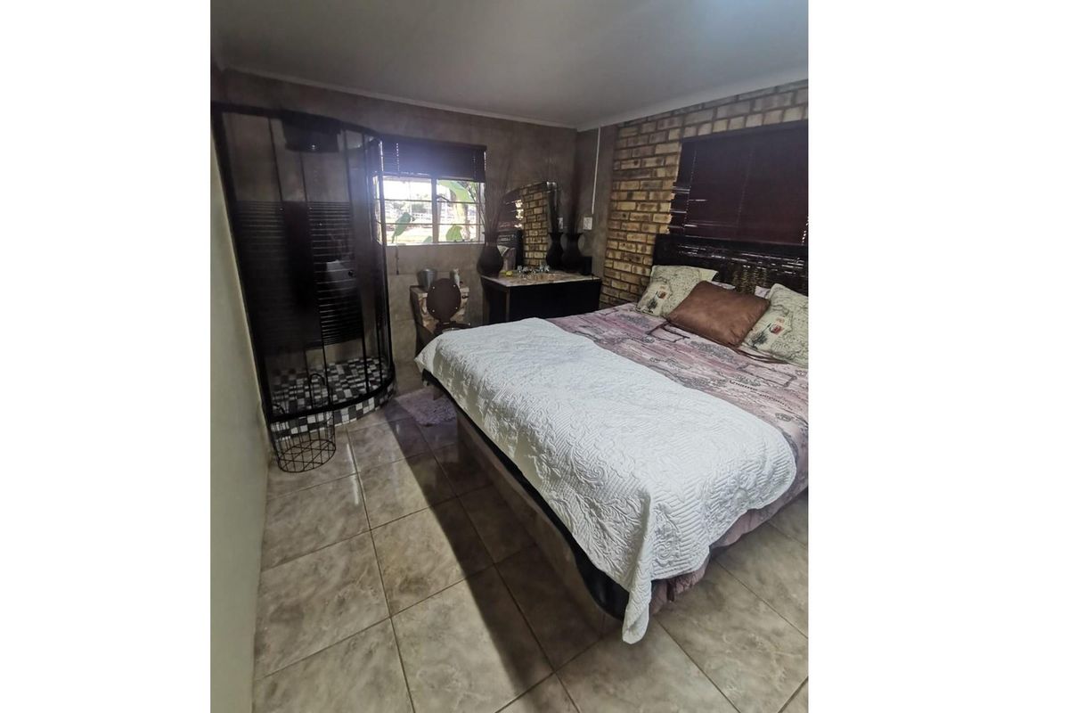 2 House Farm - Photo 5