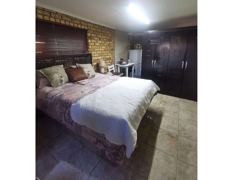 2 House Farm - Photo 6