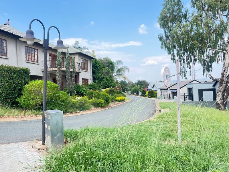 This prime piece of land is conveniently located near essential amenities! - Photo 4