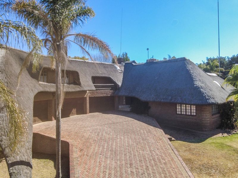 "Luxury Oasis in Doringkruin: Price Reduced!" - Photo 1