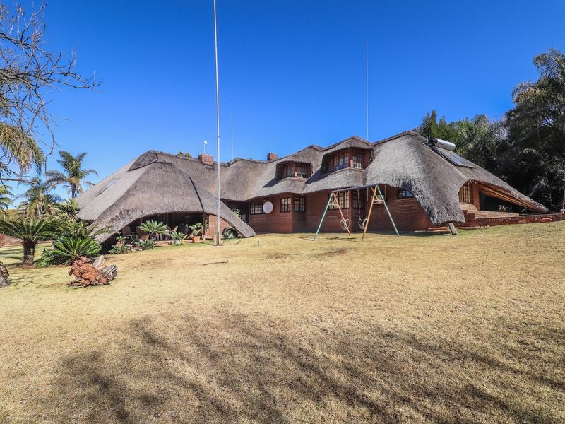 "Luxury Oasis in Doringkruin: Price Reduced!" - Photo 4