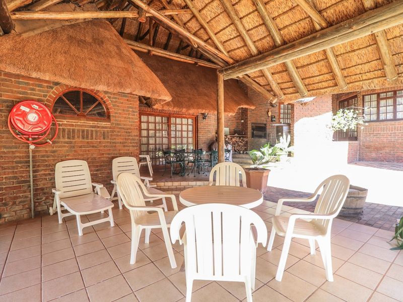 "Luxury Oasis in Doringkruin: Price Reduced!" - Photo 7