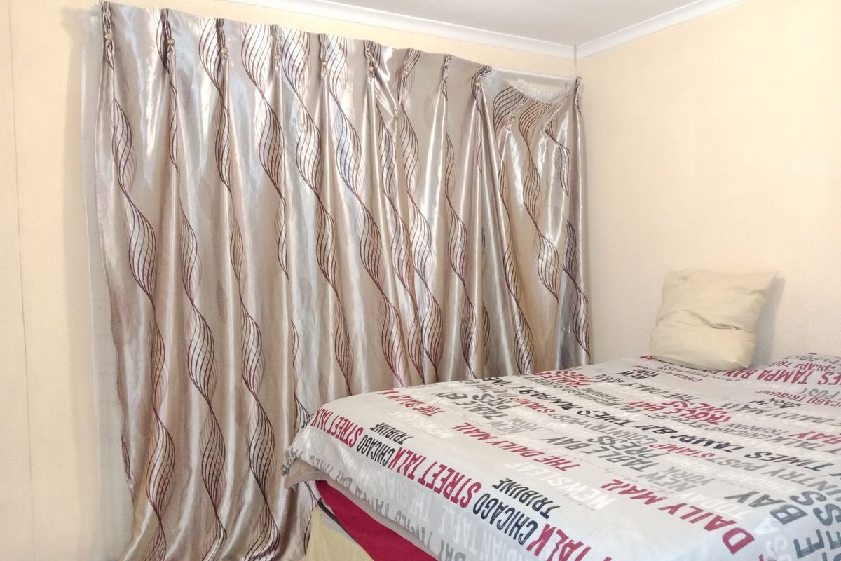 Nice and affordable property on sale for investors in Rosslyn gardens - Photo 2