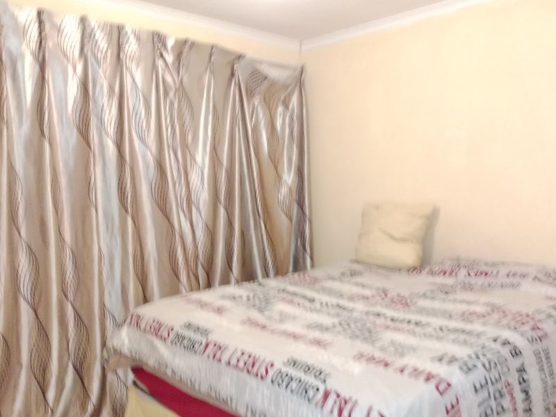 Nice and affordable property on sale for investors in Rosslyn gardens - Photo 4