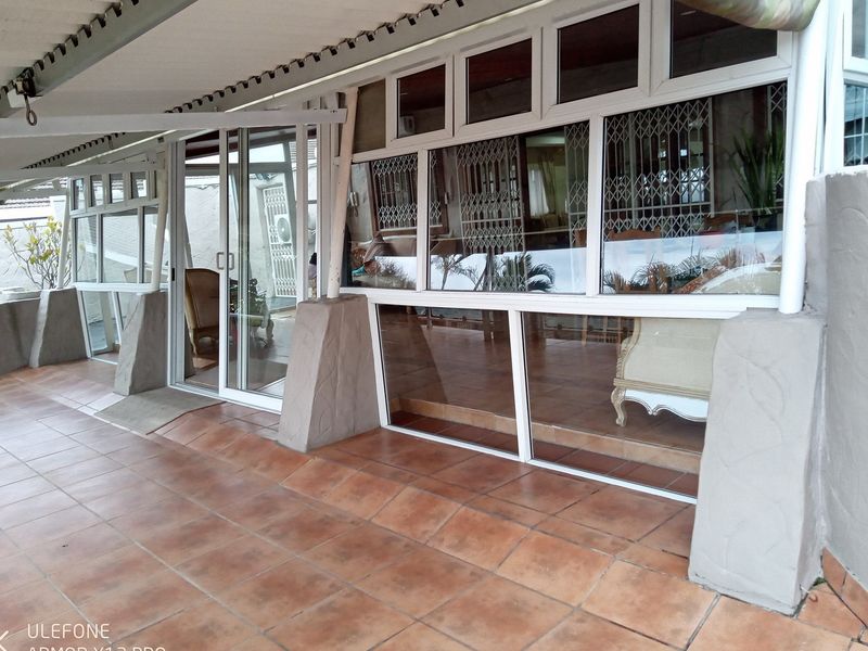 Walk into this beautiful home - Photo 7