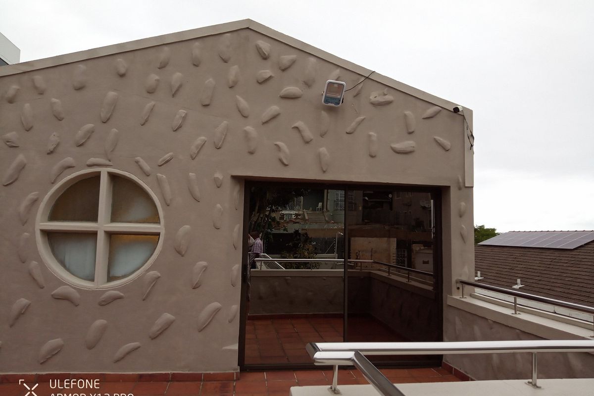 Walk into this beautiful home - Photo 2