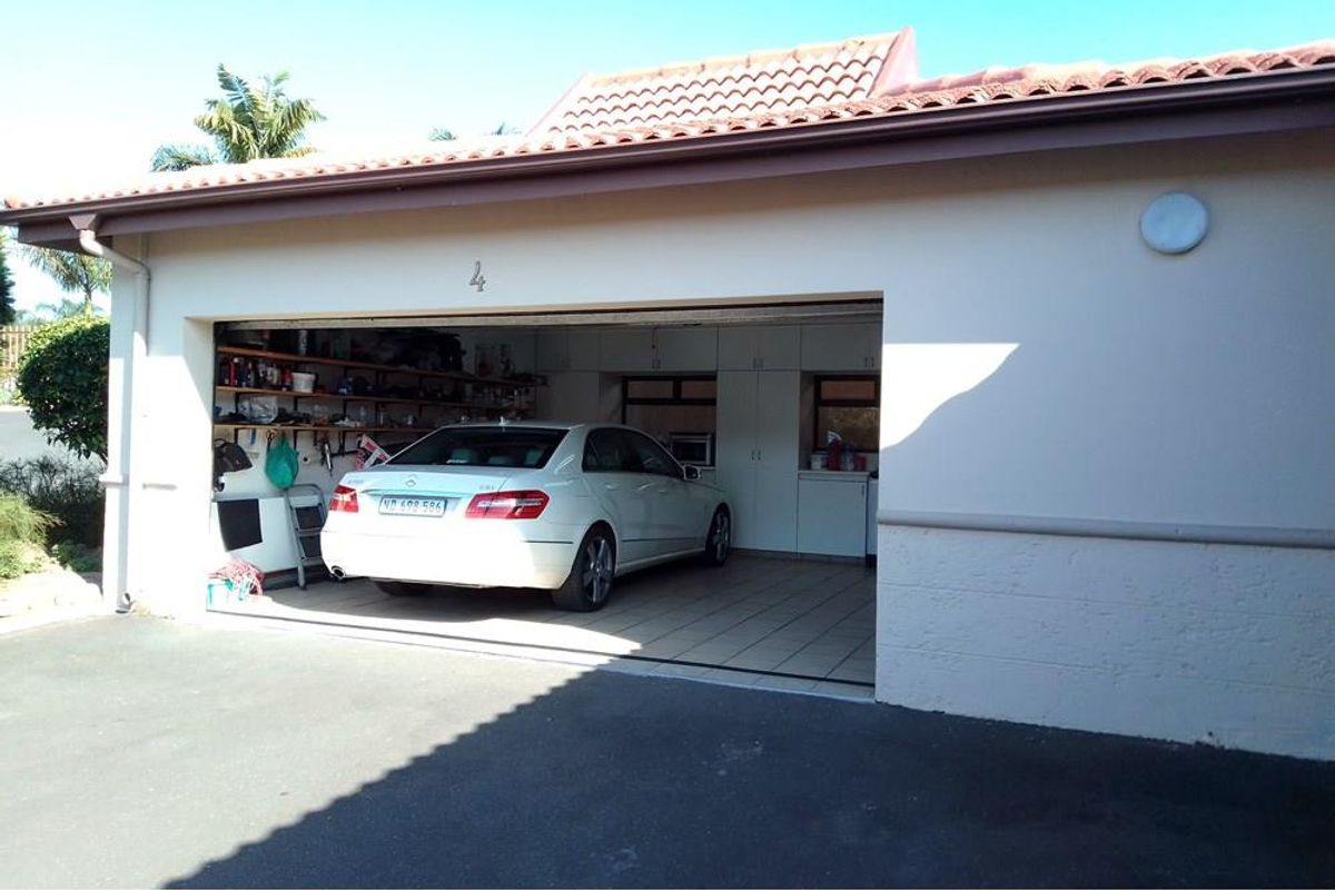 Tranquil modern Woodside Estate - Photo 5