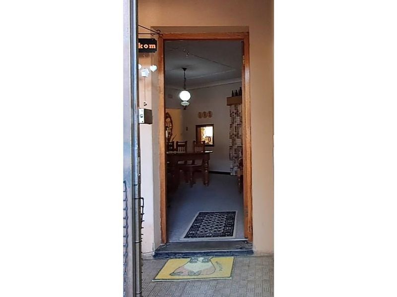 This fantastic spacious family house is situated in a quiet neighbourhood. - Photo 5