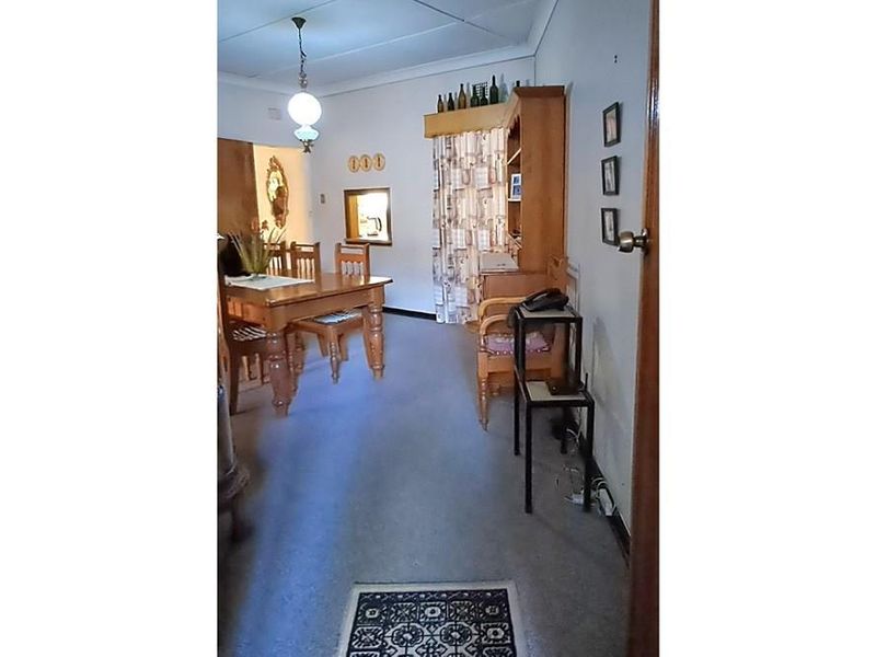 This fantastic spacious family house is situated in a quiet neighbourhood. - Photo 6