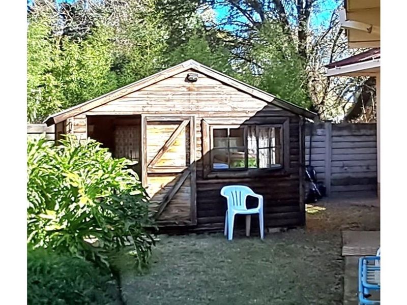 This fantastic spacious family house is situated in a quiet neighbourhood. - Photo 4